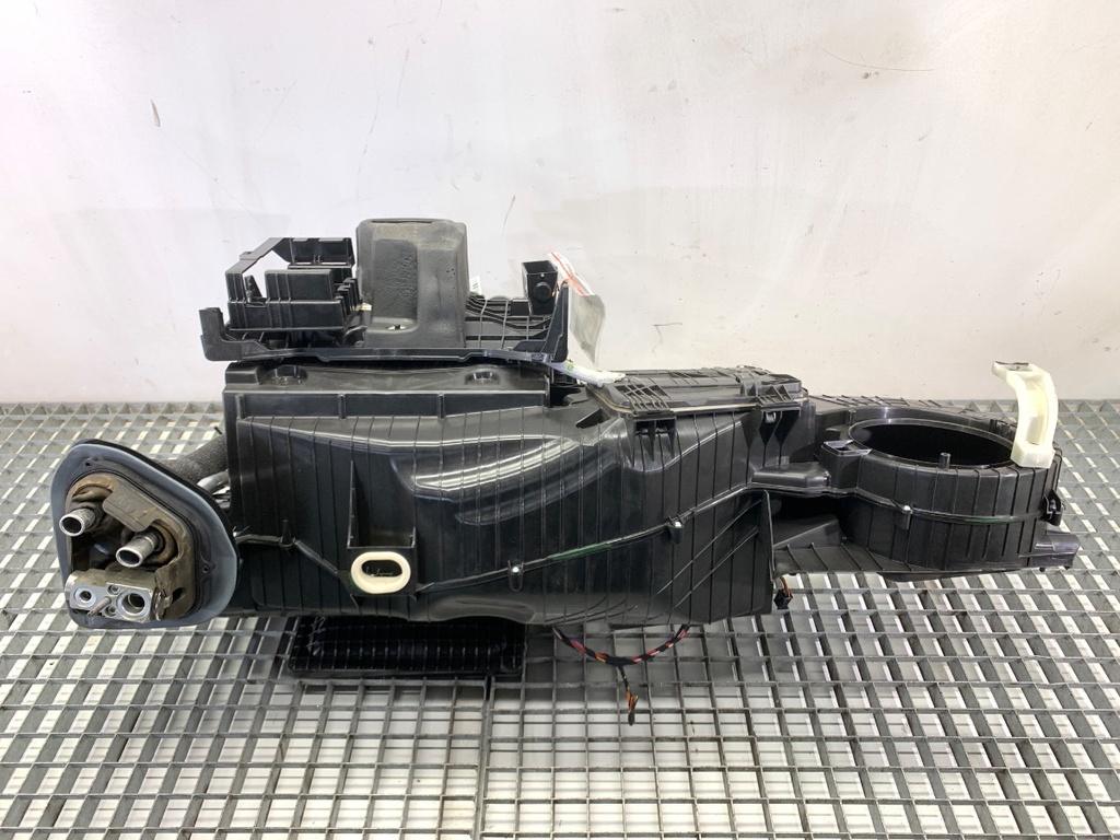 [STARK-864785] Núcleo de calefacción BMW X5 (G05, F95) 2018-2020