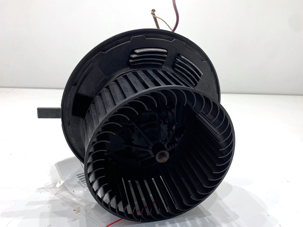 [STARK-902563] Ventilador de admisión BMW Serie 1 (E87) 2003-2013
