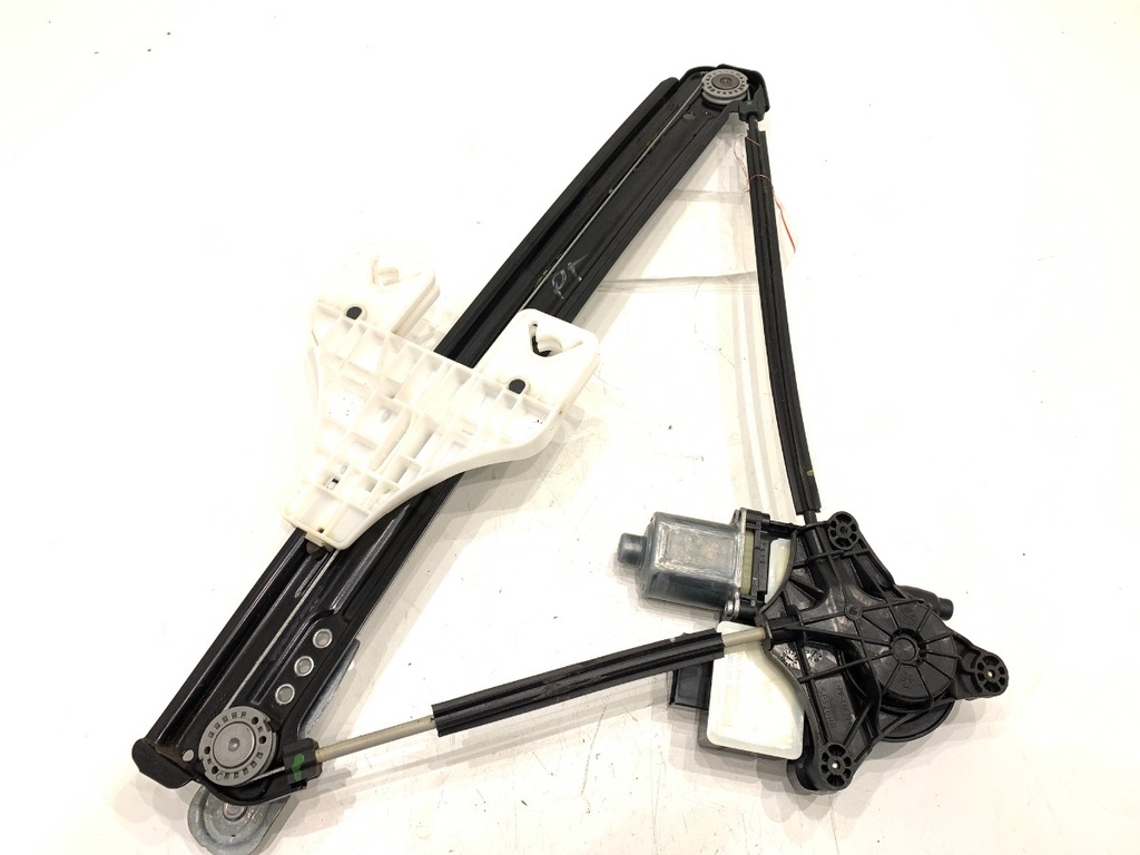 [STARK-737373] Elevador de luneta trasera derecho para SKODA KAROQ (NU7, ND7) 2.0 TSI 4x4 140 kW (190 CV) 2019-2022