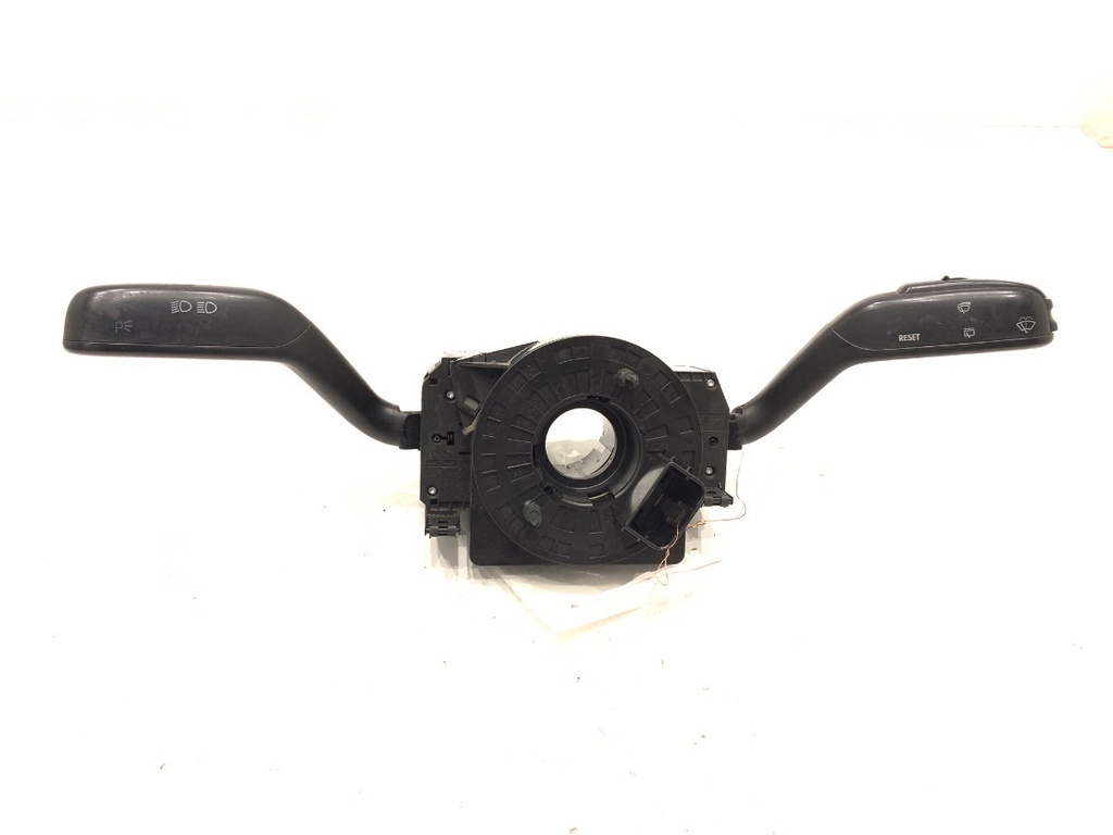 [STARK-752918] Combinado de luces SKODA ROOMSTER (5J7) 2006-2015