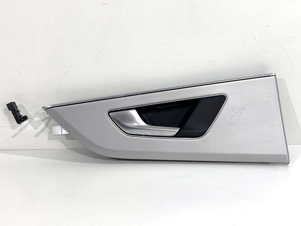 [STARK-798226] Manilla interior trasera izquierda Audi Q8 (4MN) 2018-2022