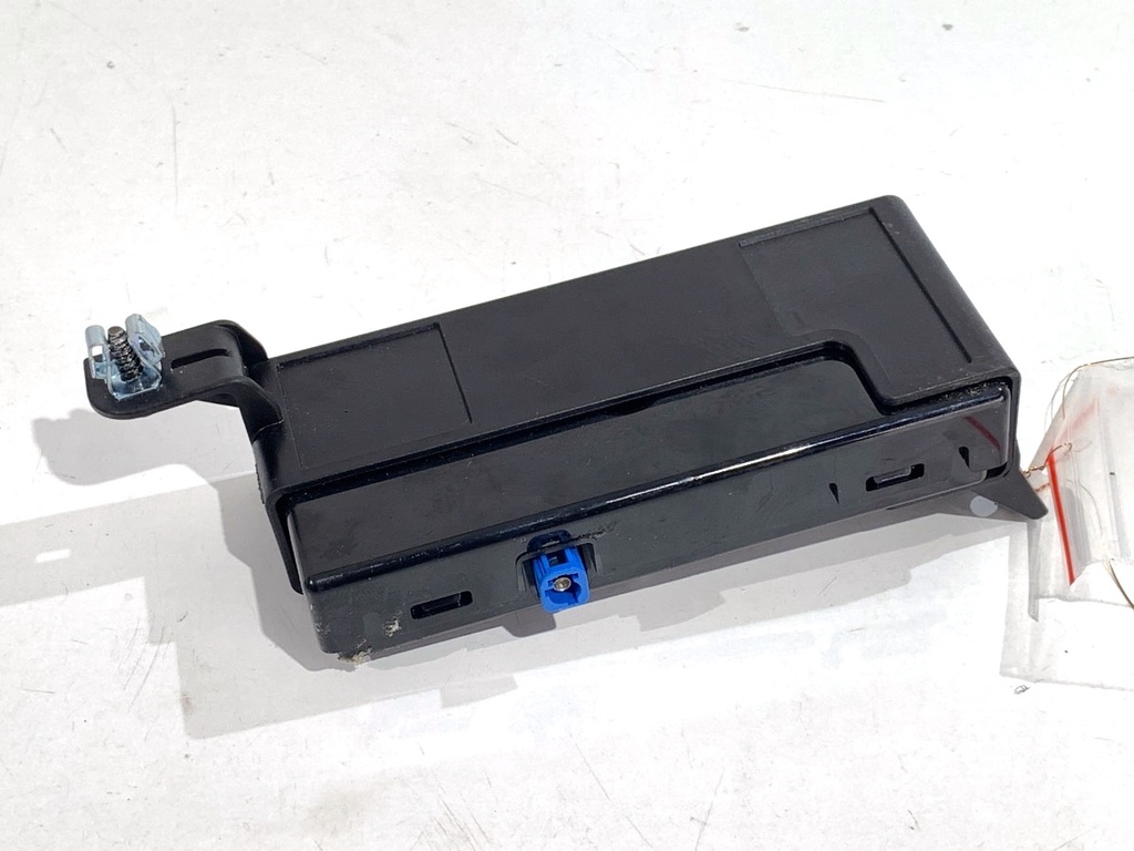 [STARK-808023] Antena HYUNDAI KONA II (SX2) 2022-
