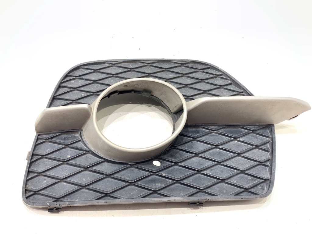 [STARK-832230] Rejilla de parachoques delantero izquierdo BMW X6 (E71, E72) 2007-2014