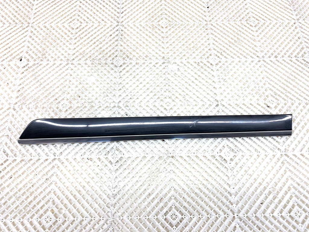 [STARK-879848] Panel de puerta trasera izquierdo Mercedes-Benz Clase GL (X164) 2006-2012