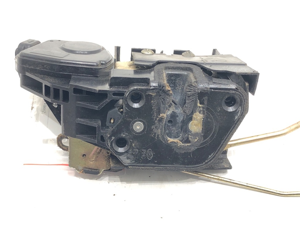 [STARK-637940] Cerradura puerta delantera derecha Hyundai Santa Fe I (SM) 2000-2006