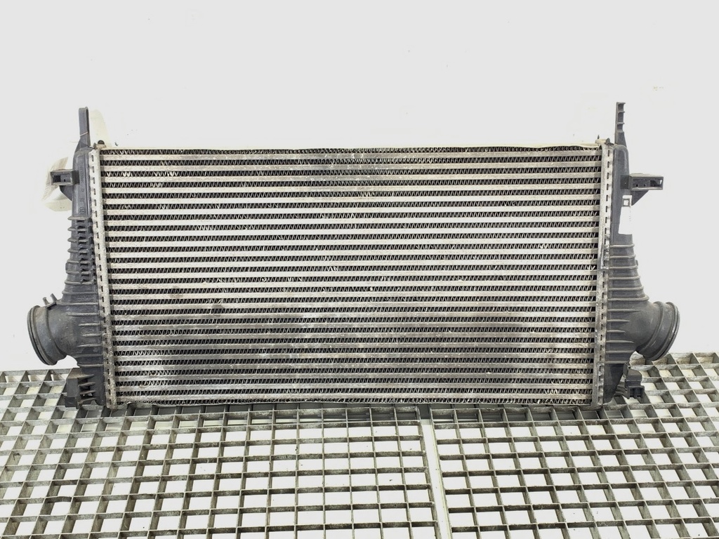 [STARK-699299] Intercooler OPEL INSIGNIA A (G09) 2.0 CDTI 96 kW