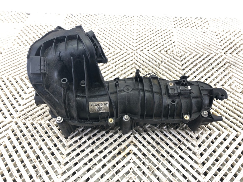 [STARK-690657] Colector de admisión BMW X1 (E84) 2009-2015