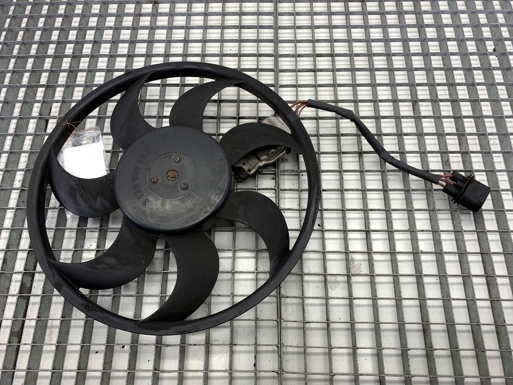 [STARK-723814] Electroventilador Audi Q7 (4LB) 3.0 TDI quattro 2006-2008