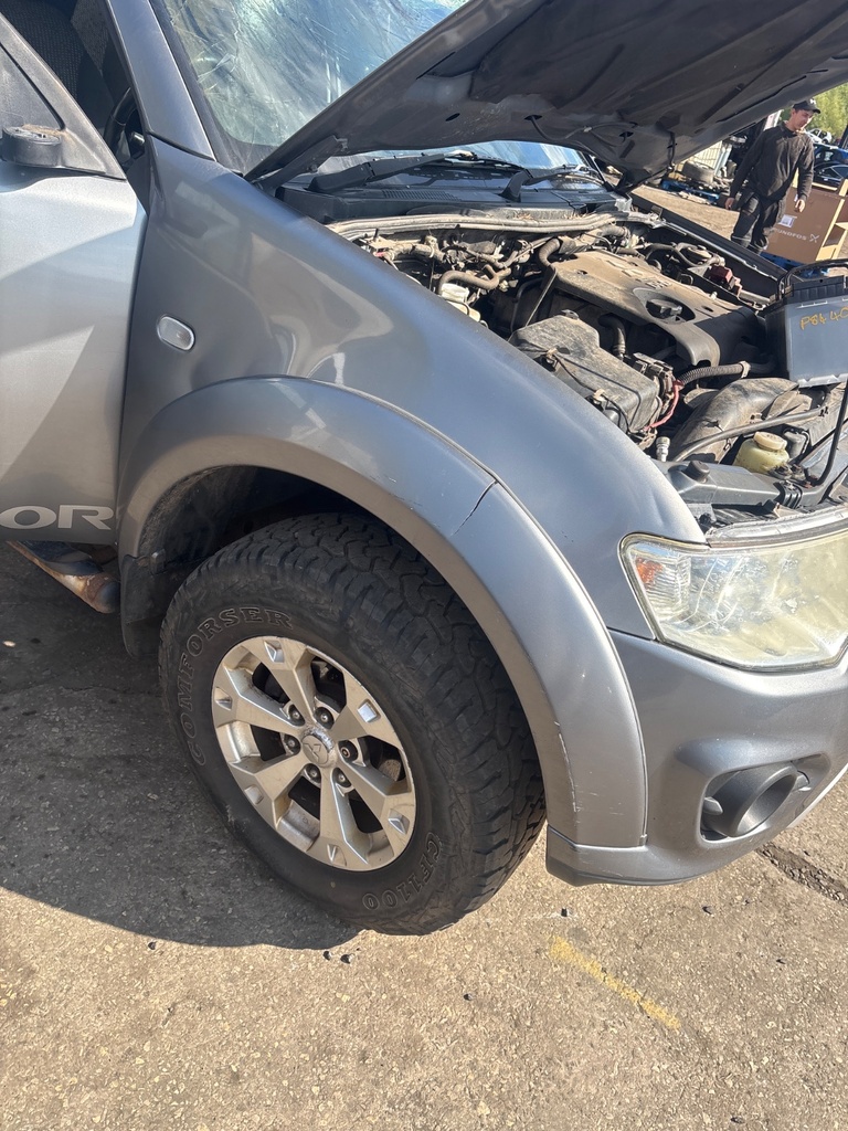 [EPE-124667] Aleta delantera derecha Mitsubishi L200 / Triton 2014
