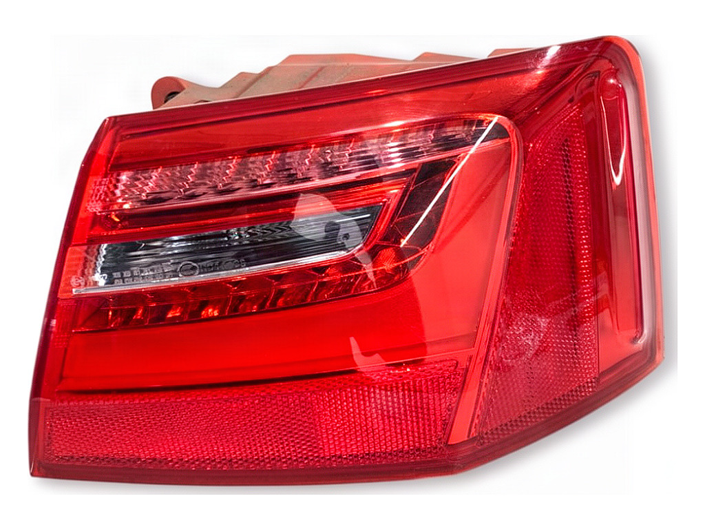 [STARK-933448] Piloto trasero derecho Audi A6 C7