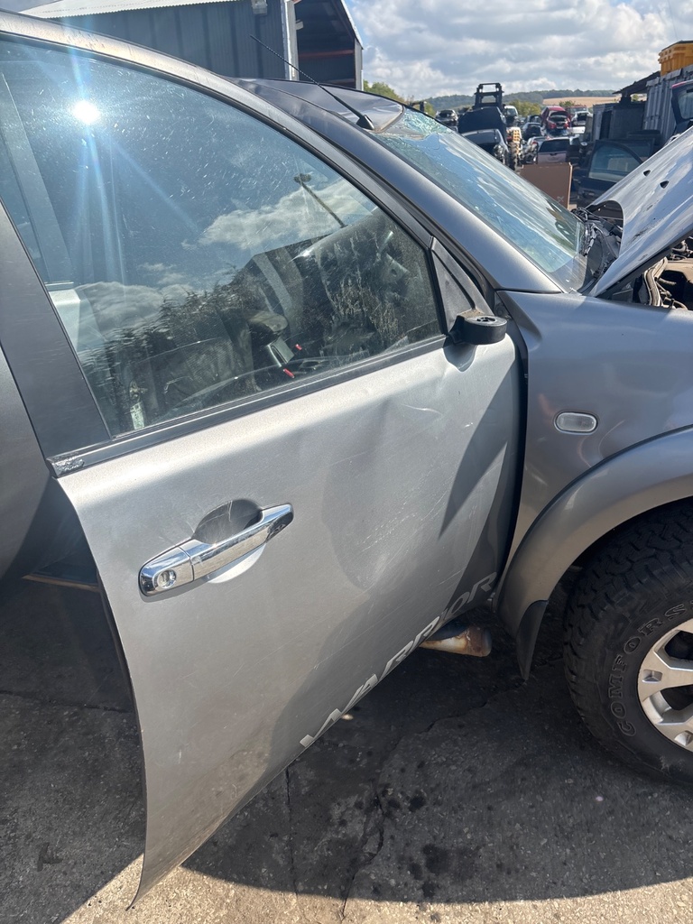 [EPE-124670] Puerta delantera derecha Mitsubishi L200 / Triton 2014