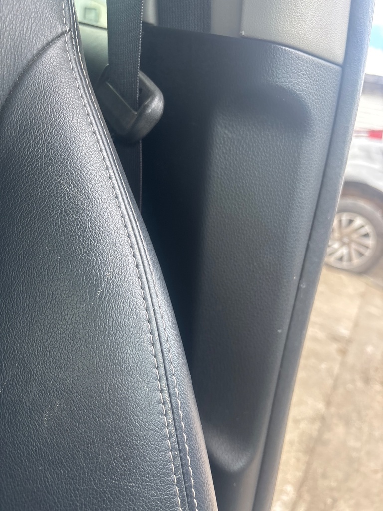 [EPE-124547] Embellecedor pilar B inferior izquierdo Fiat Fullback