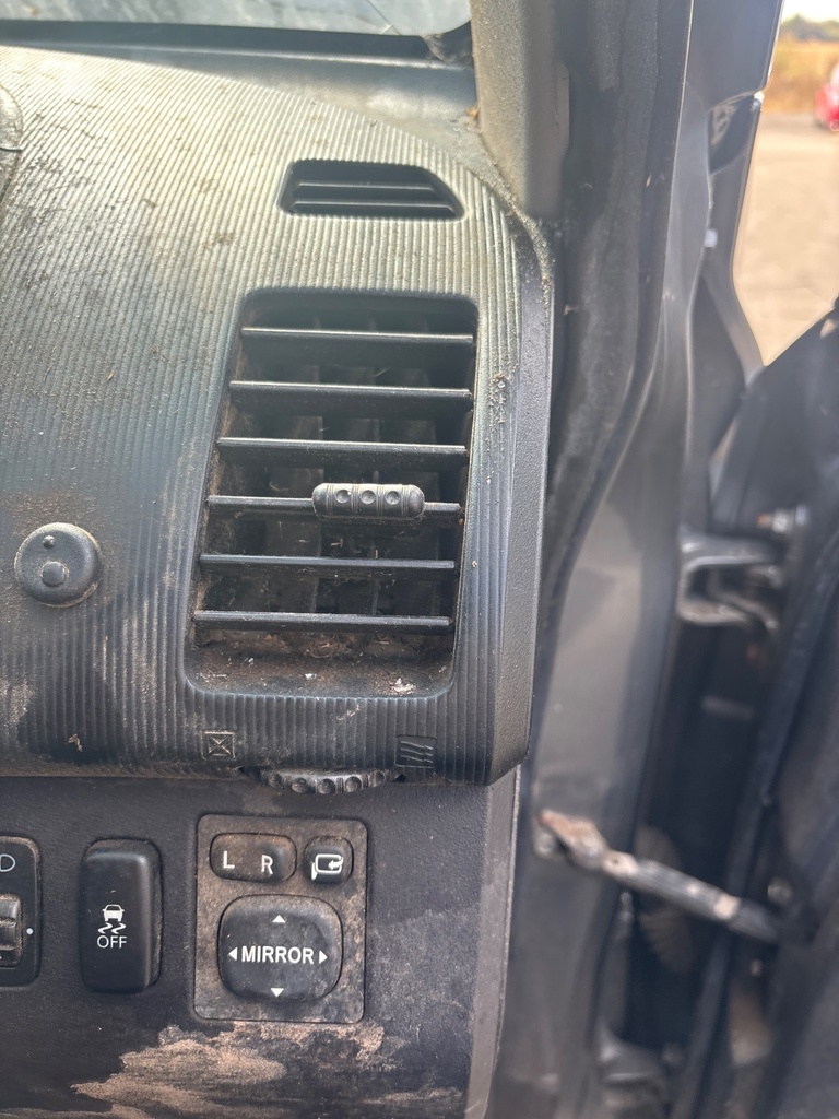 [EPE-124606] Conducto de ventilación Mitsubishi L200 / Triton