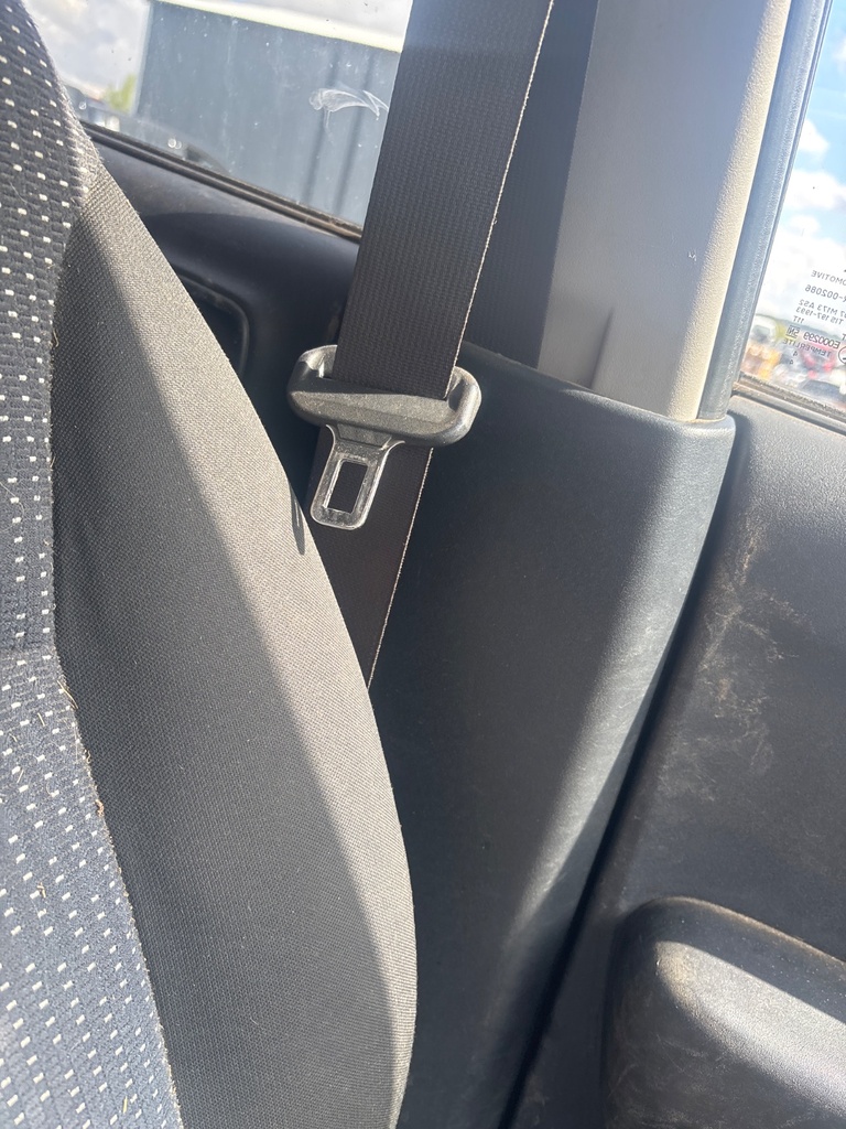 [EPE-124626] Embellecedor Pilar B Inferior Izquierdo Mitsubishi L200 / Triton 2014