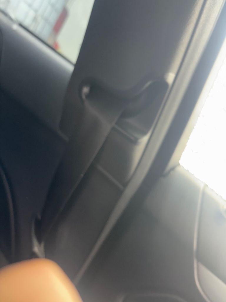 [EPE-124704] Pretensor de cinturón de seguridad delantero izquierdo Mercedes Clase C