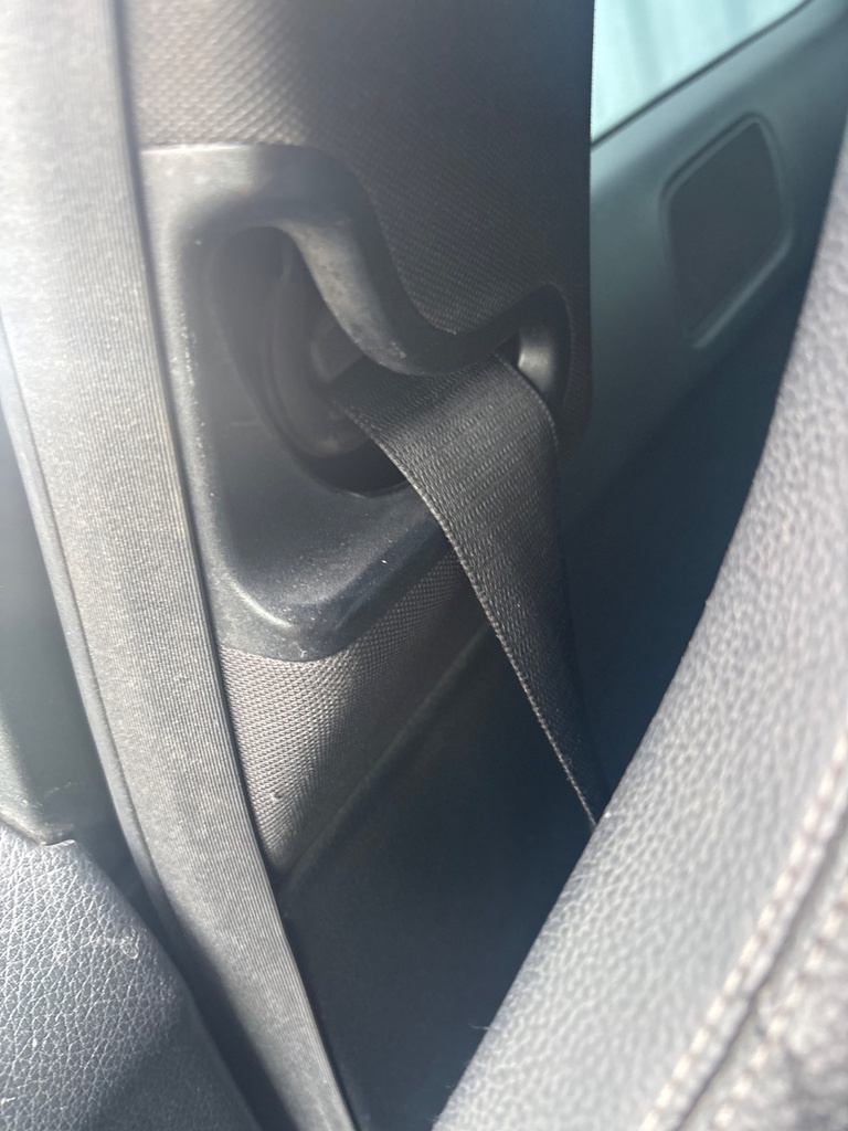 [EPE-124705] Pretensor de cinturón de seguridad delantero derecho Mercedes Clase C