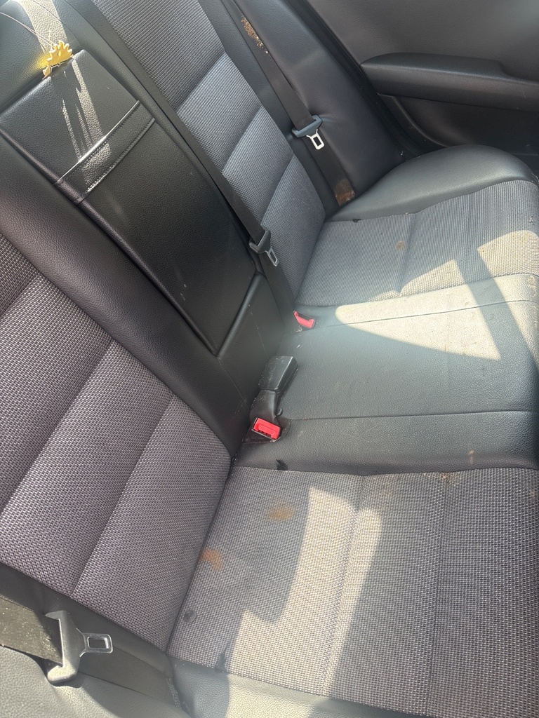 [EPE-125040] Conjunto de asiento trasero Mercedes-Benz Clase C (2011)