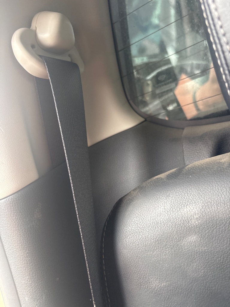 [EPE-124585] Pretensor trasero derecho Fiat Fullback
