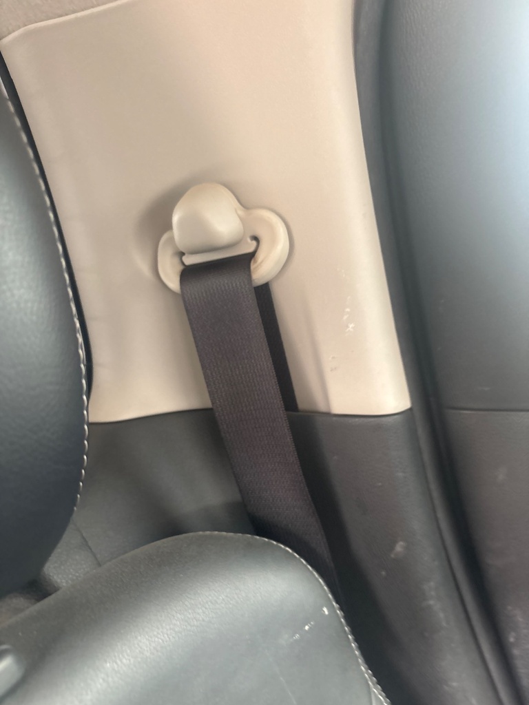 [EPE-124584] Pretensor trasero izquierdo Fiat Fullback