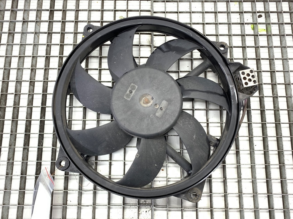 [STARK-781481] Radiador de ventilador Renault Mégane CC 1.4 TCe 96 kW 2010-2022