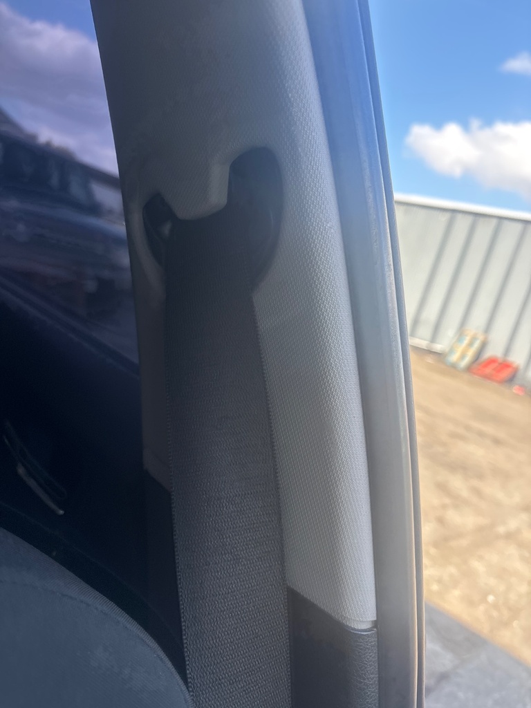 [EPE-125096] Pretensor cinturón seguridad delantero izquierdo BMW Serie 1 (2011-2015)