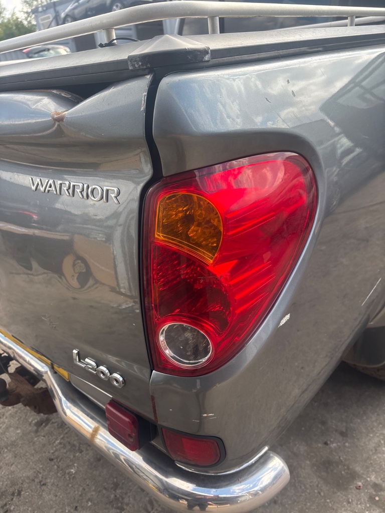 [EPE-124629] Piloto trasero derecho Mitsubishi L200 / Triton 2014