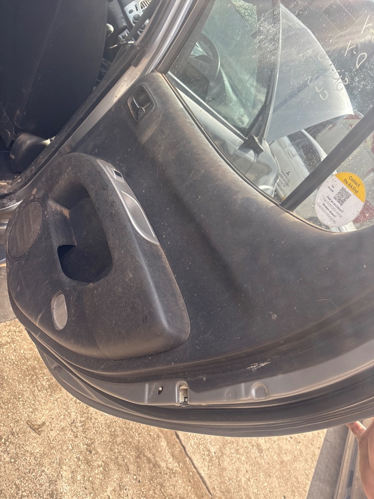 [EPE-124653] Panel de puerta Mitsubishi L200 / Triton 2014