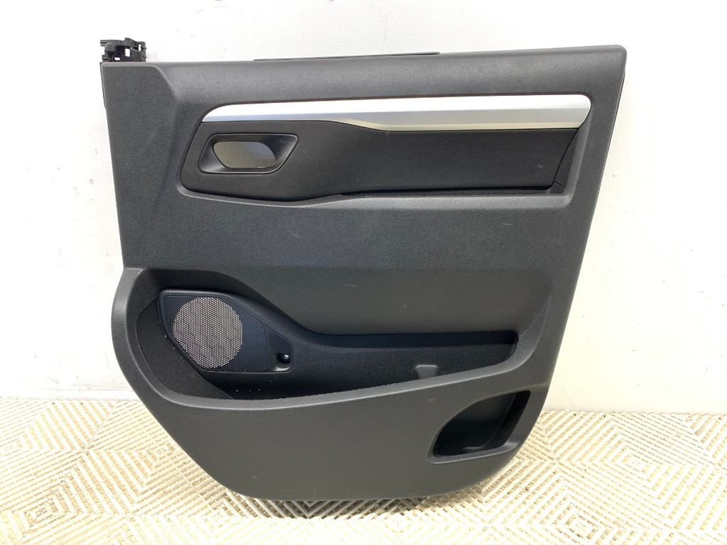 [STARK-786567] Panel de puerta delantero derecho Opel Vivaro C Autobus (K0) 2019-2022