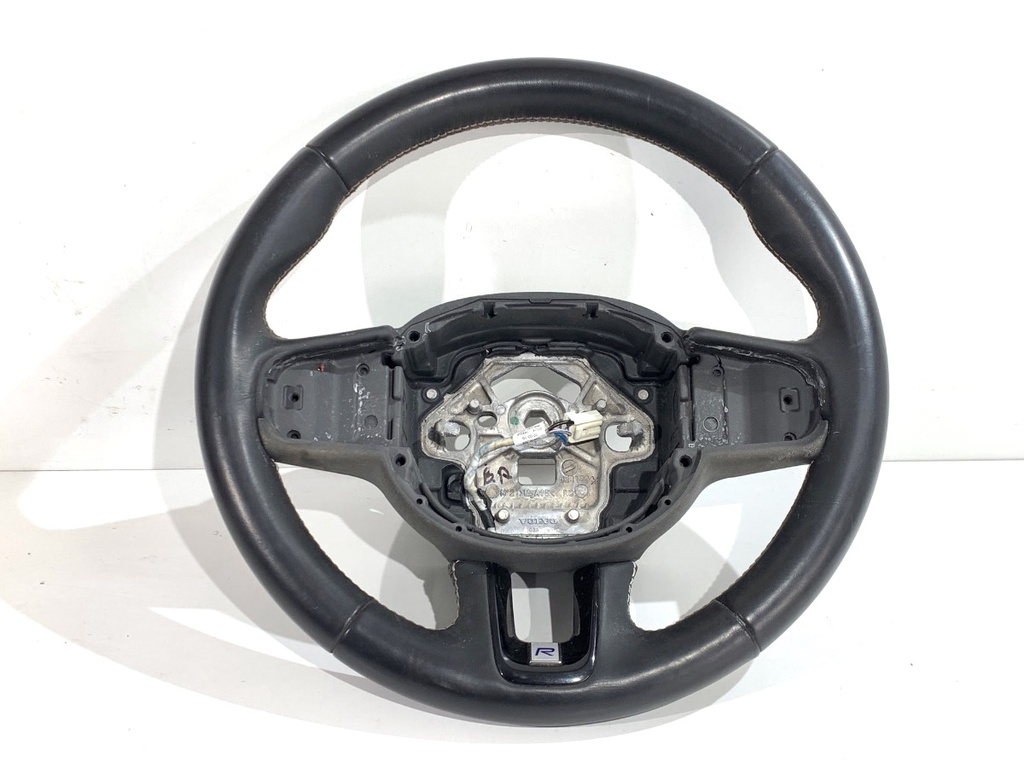 [STARK-832013] Volante VOLVO S90 II (234) 2016-2022