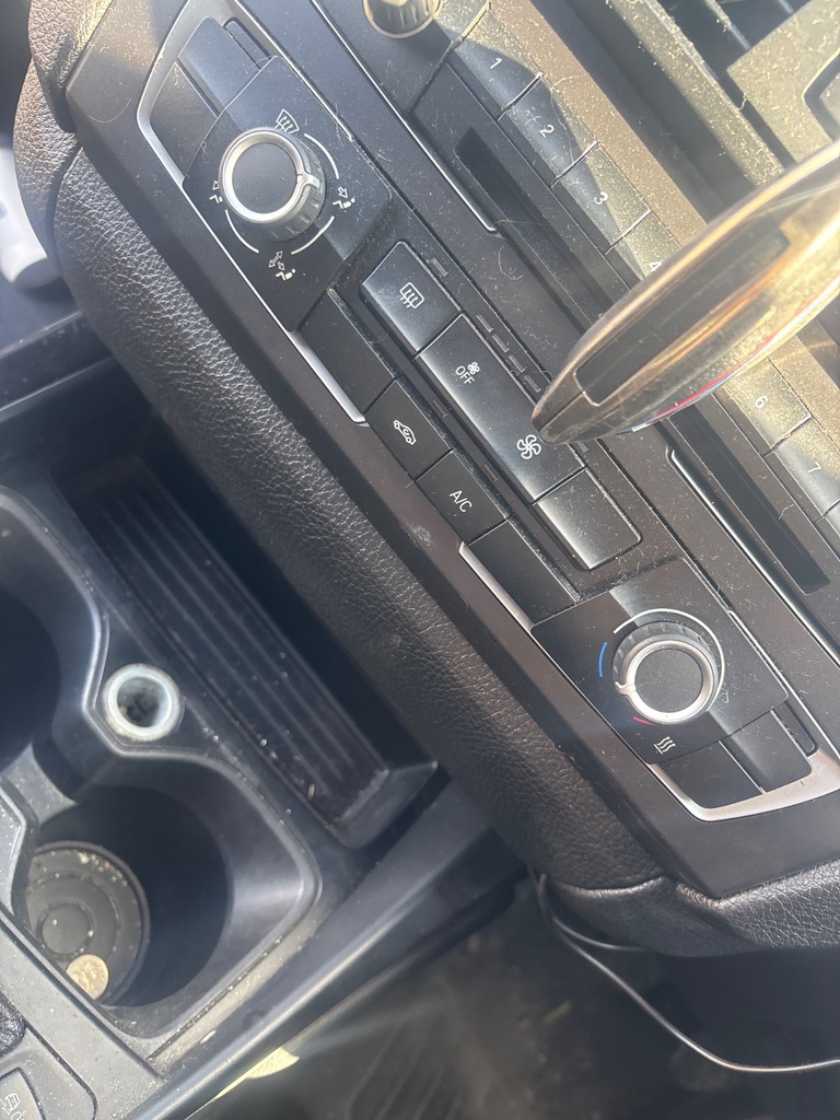 [EPE-125093] Conjunto de control calefacción BMW 1 Series (2011-2015)