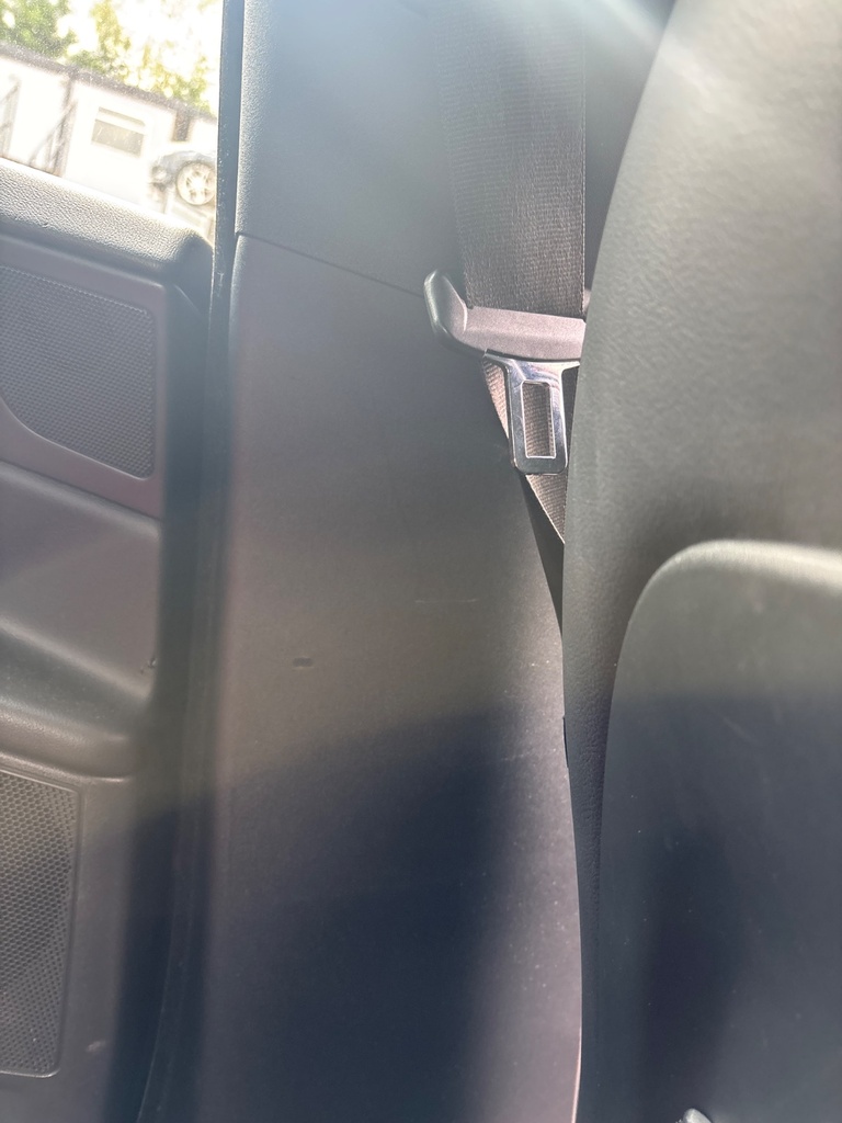[EPE-124803] Embellecedor de pilar B inferior izquierdo Jaguar XE 2015