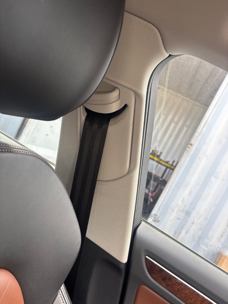 [EPE-124893] Embellecedor pilar B Audi A4 Allroad 3.0 TDI