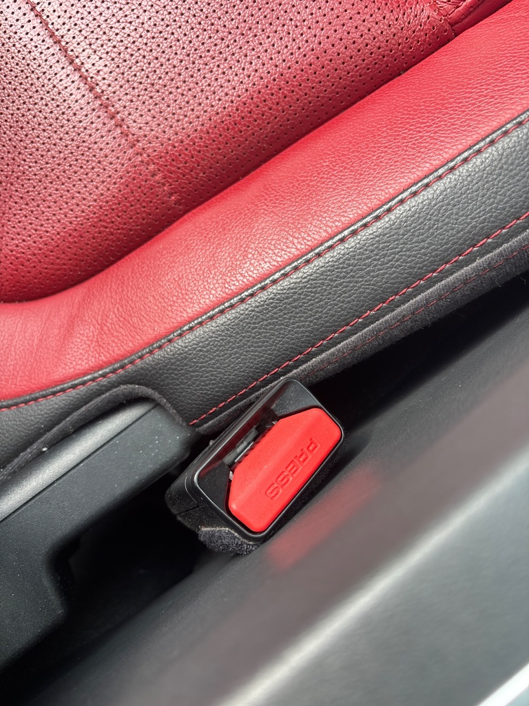 [EPE-124796] Cinturón de seguridad delantero izquierdo Jaguar XE 2.0 D