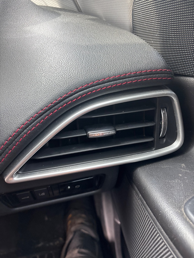 [EPE-124776] Conducto de ventilación Jaguar XE 2.0 D