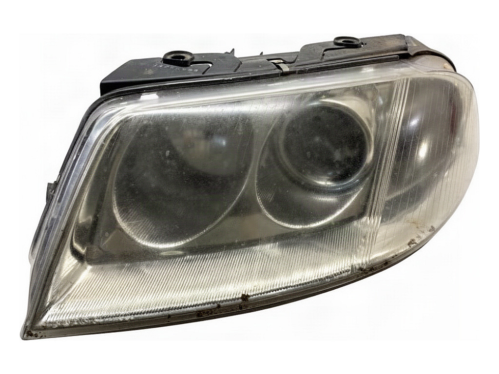 [STARK-945657] Faro delantero izquierdo VW Passat B5.5 Variant (3B6)