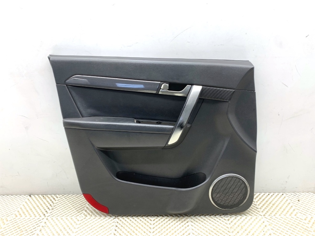 [STARK-900913] Panel de puerta delantero izquierdo Chevrolet Captiva (C100, C140)