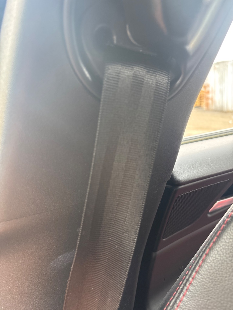 [EPE-124795] Pretensor de cinturón delantero derecho Jaguar XE 2015