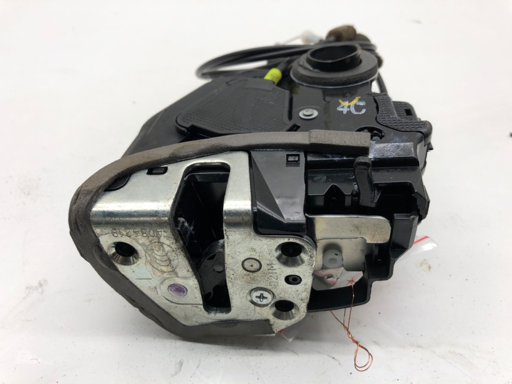 [STARK-905540] Cerradura de puerta trasera izquierda Toyota Avensis Kombi (T27)
