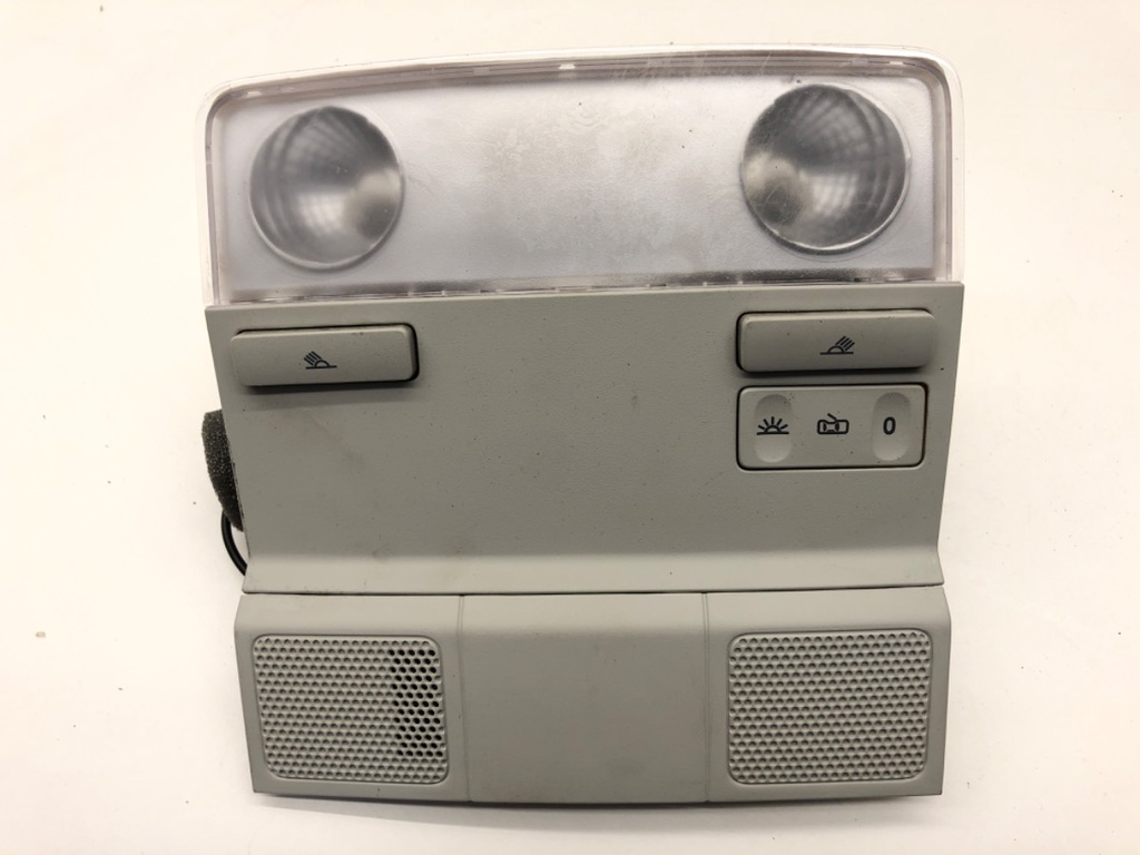 [STARK-905855] Luz de techo Skoda Octavia III Combi