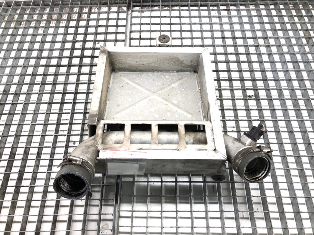 [STARK-809645] Intercooler Audi A8 D5 (4N2, 4N8) 2017-2022 50 TDI Mild Hybrid quattro 210 kW