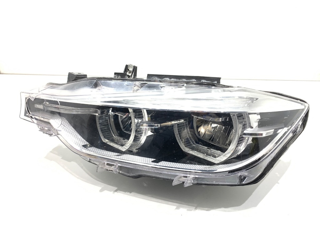 [STARK-803452] Faros delanteros izquierdo BMW Serie 3 (F30, F80) 2011-2018