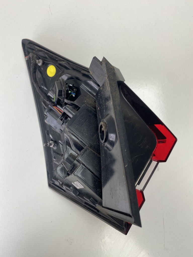 [EPE-101109] Luz trasera derecha Nissan Juke