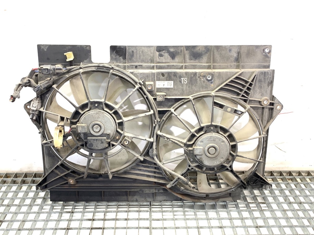 [STARK-914988] Electroventilador Toyota Avensis Kombi (T27)