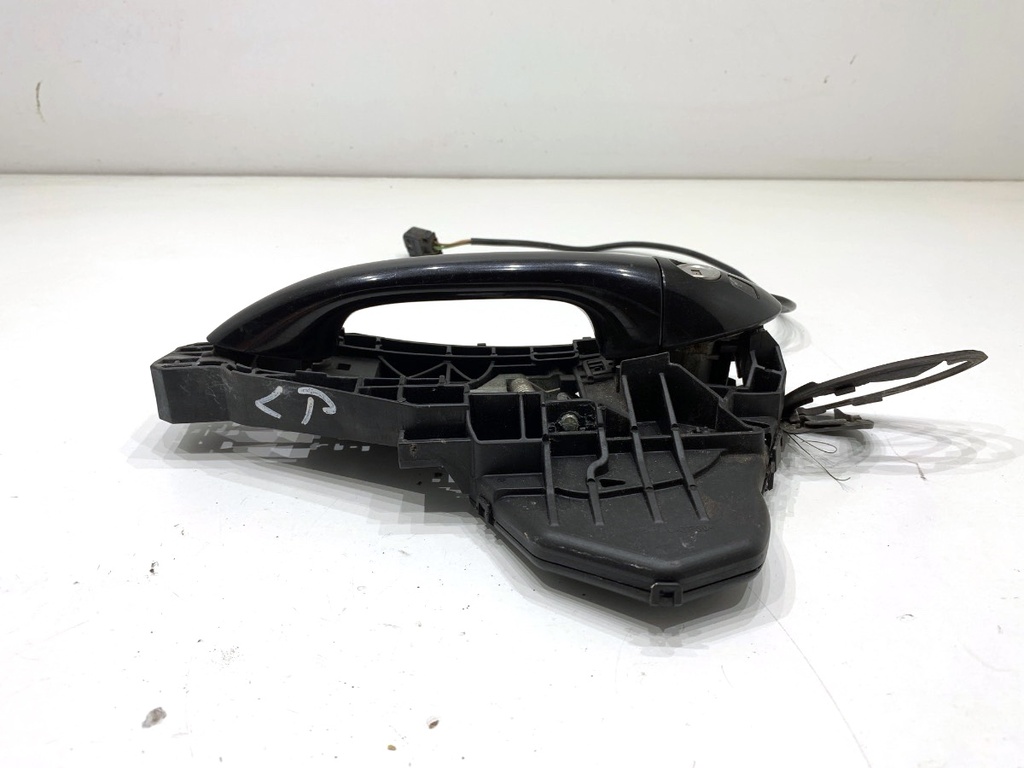 [STARK-915491] Maneta de puerta delantera izquierda Mercedes-Benz Clase R