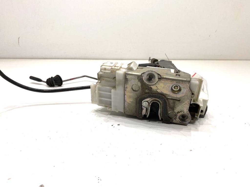 [STARK-915801] Cerradura de puerta delantera derecha Mercedes-Benz Clase R (W251)
