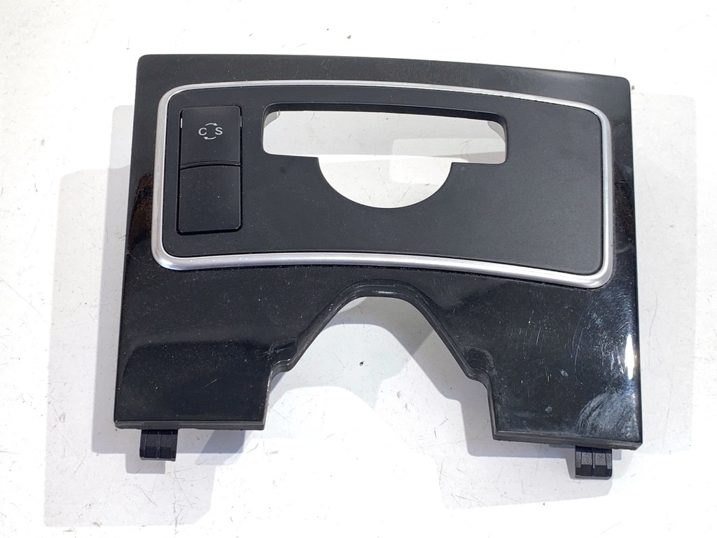 [STARK-916036] Molduras decorativas MERCEDES-BENZ Clase E (W212)