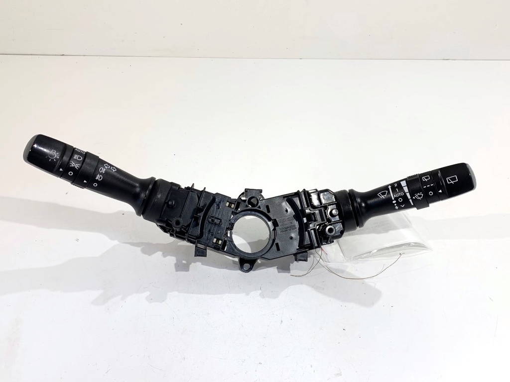 [STARK-917660] Mando de luces KIA CEE'D (JD) 2012-2018