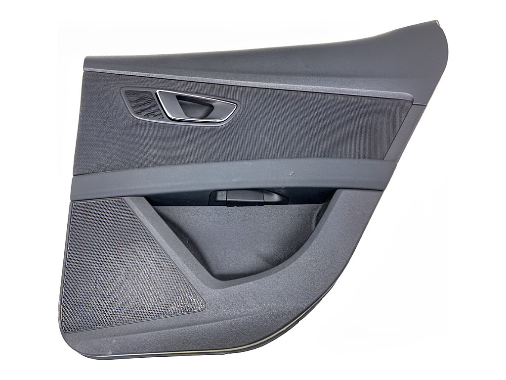 [STARK-924051] Panel de puerta trasera derecha SEAT LEON (5F1)