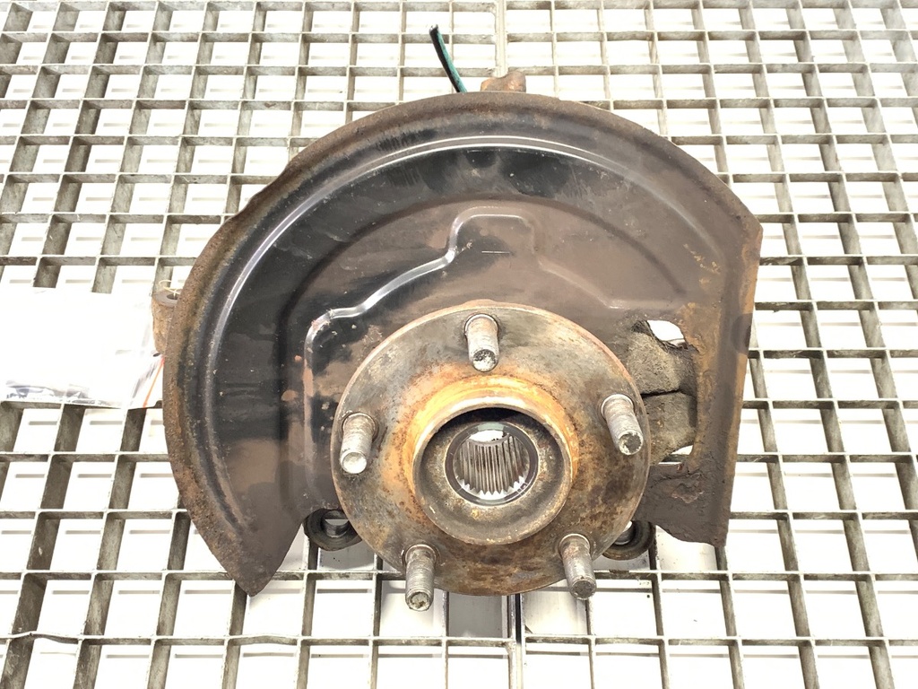 [STARK-803926] Maza delantera izquierda Nissan Juke (F15) 2010-2022