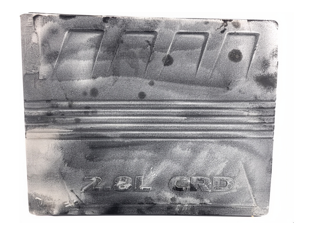 [STARK-929861] Tapa de motor Dodge Nitro
